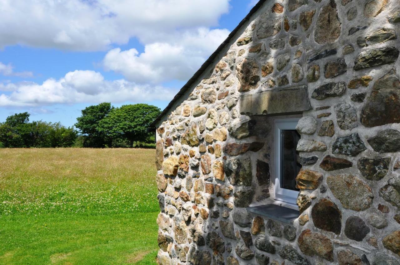 The Barn At Cae Bach Villa Gwalchmai Bagian luar foto