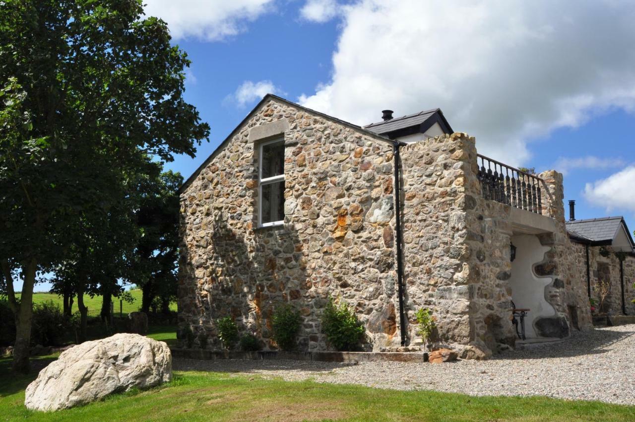 The Barn At Cae Bach Villa Gwalchmai Bagian luar foto
