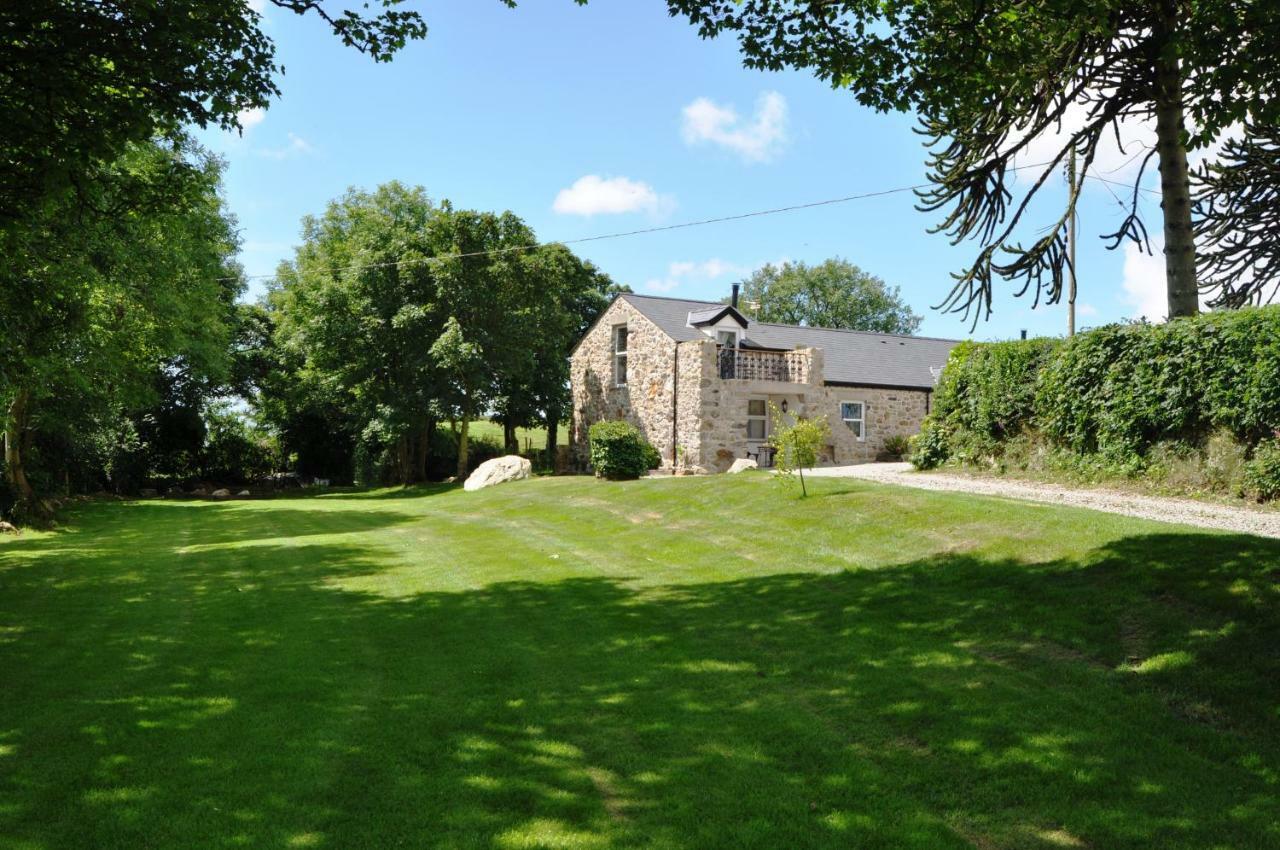 The Barn At Cae Bach Villa Gwalchmai Bagian luar foto
