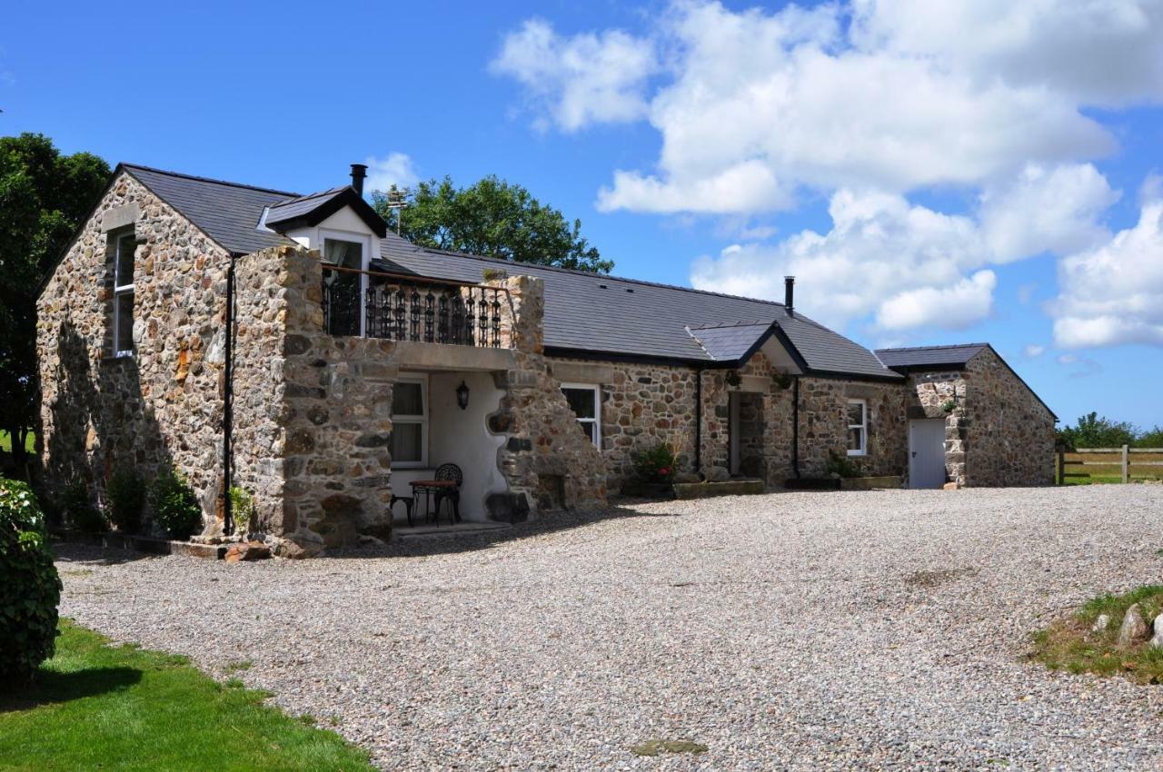 The Barn At Cae Bach Villa Gwalchmai Bagian luar foto